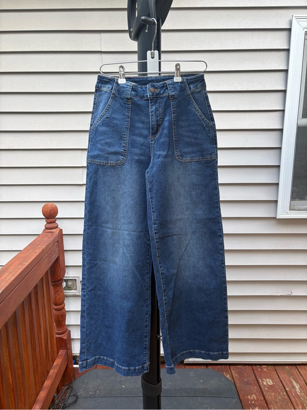 Wide Leg Blue Denim Jeans with Front Patch Pockets